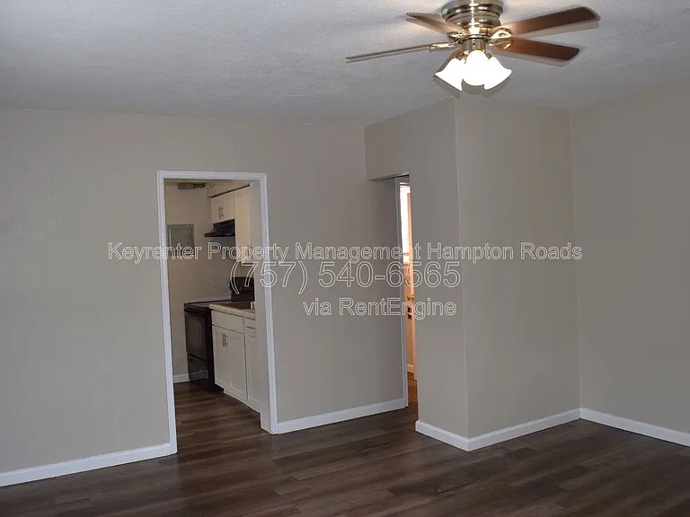 925 Little Bay Ave #A3 — Photo 12