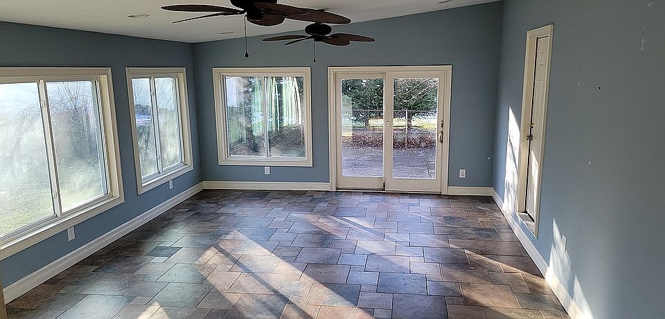 1st image of 68 Teddy Ct