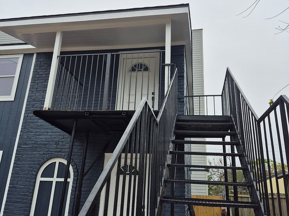 1st image of 1519 McKee St Unit 3