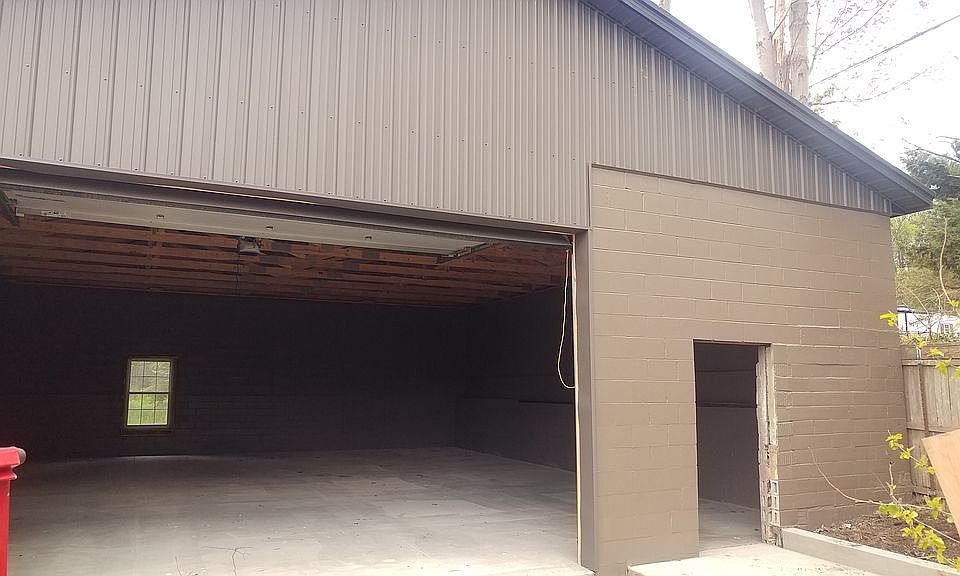 1st image of 1364 Miday Ave NE