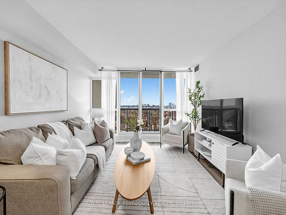 4th image of 2 Westney Rd N #1202