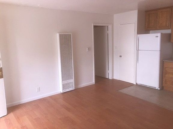 2nd image of 875 Fulton St APT 1