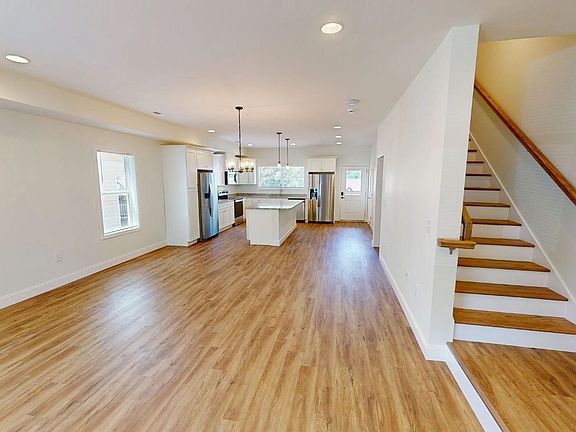 5th image of 1513 Forest Ave SW #F