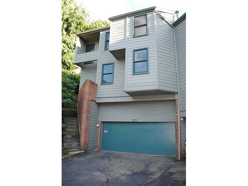 60 Timberline Ct photo 1