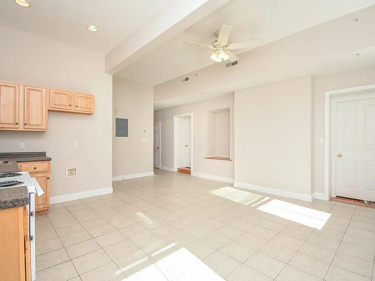 725 Merrimack St #102 — Photo 2