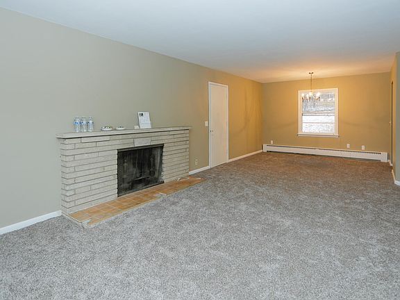 2103 Rambling Rd-104