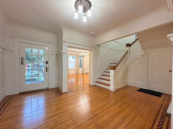 5th image of 285 12th Ave