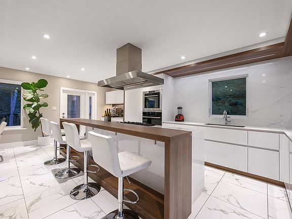 4th image of 23811 115a Ave