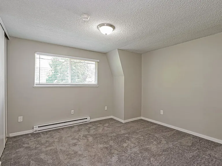 5011 SW Beaverton Hillsdale Hwy — Photo 34