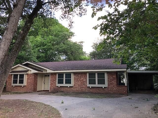 1st image of 10 Catalina Ln