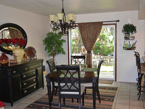 5th image of 965 Estates Dr