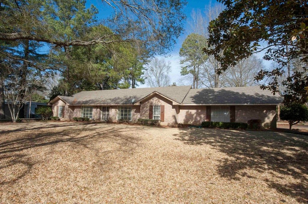 701 N Kathy Cir, Canton, MS 39046 | Zillow