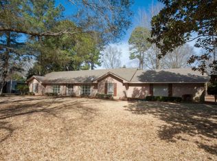 701 N Kathy Cir, Canton, MS 39046