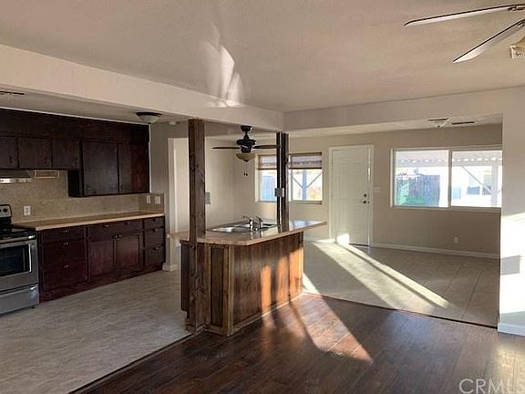4th image of 2408 Beachwood Dr