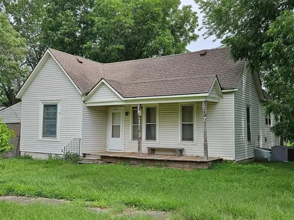 602 Fir St, Garden City, MO 64747