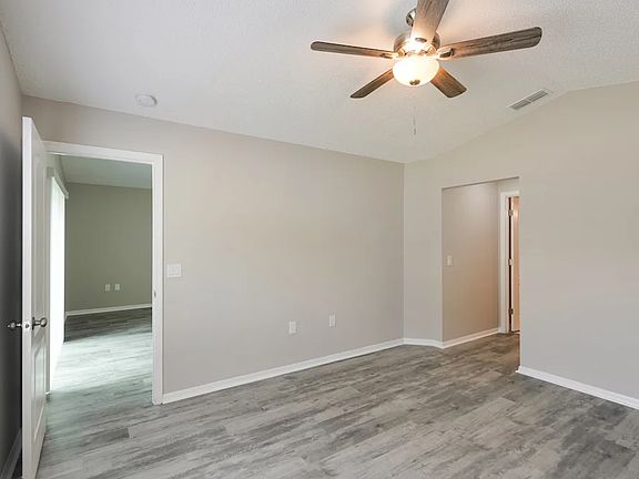 4th image of 1033 Malletwood Dr