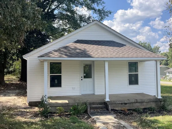 405 Baughn St, Henderson, TN 38340