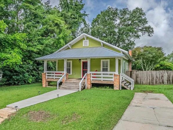 204 NE 3rd St, Havana, FL 32333