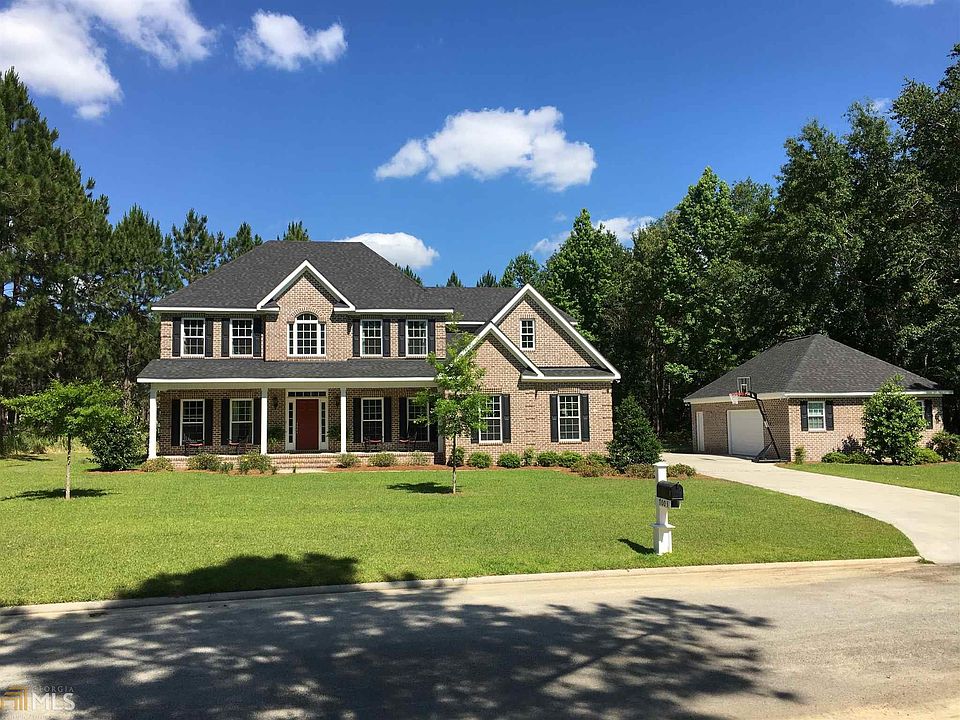 2nd image of 7003 McCall Ln
