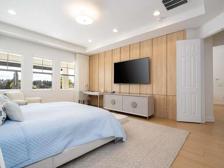 16870 Sanctuary Dr — Photo 69