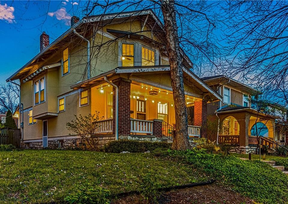 1st image of 4233 Mercier St