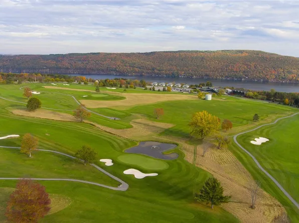 6021 Medalist Ln #1, Canandaigua, NY 14424