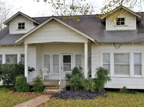 2223 County Road 107, Wharton, TX 77488