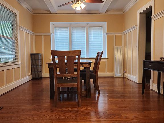 2nd image of 510 N Institute Pl
