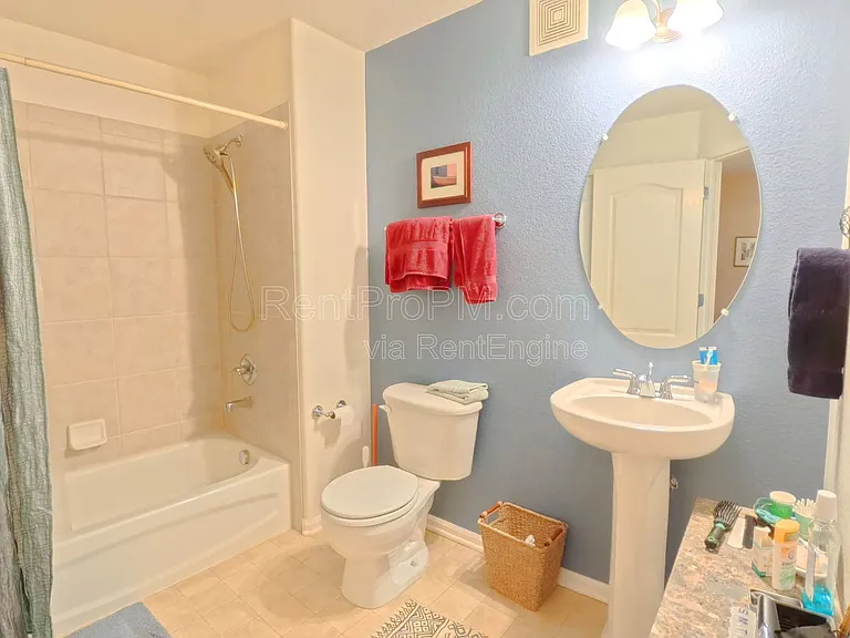 5002 Northern Lights Dr #I — Photo 14