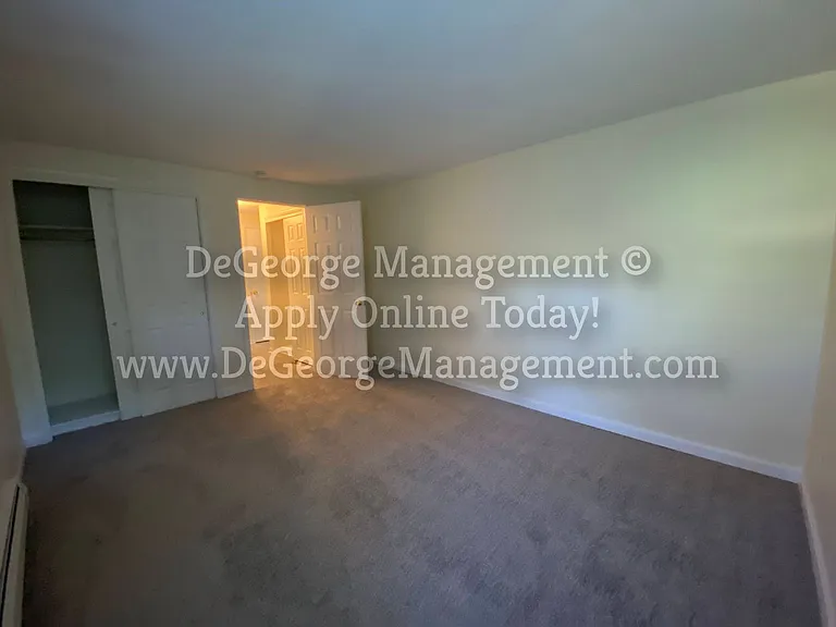 Walworth Garden Apartments — Photo 77