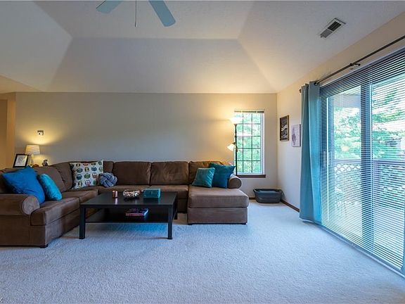 5th image of 8647 Scenicview Dr APT 202