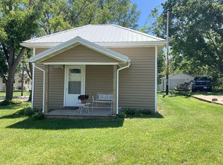 101 High Ave, Springville, IA 52336