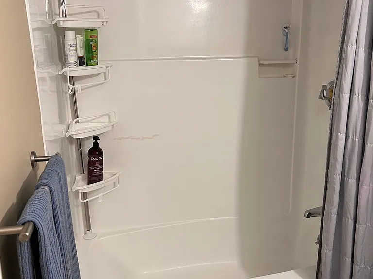 146 Salem St #1 — Photo 10