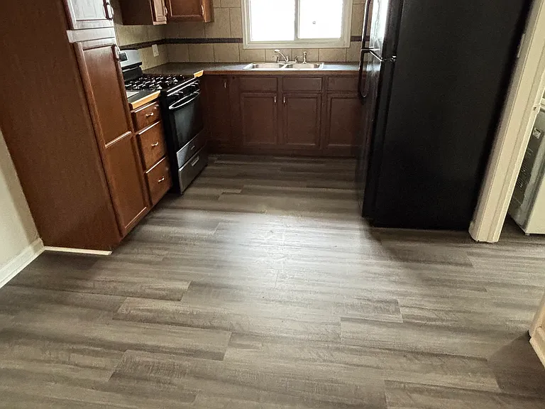 506 E College Ave — Photo 8