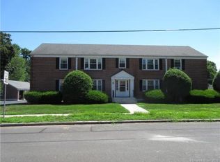 1060 Farmington Ave UNIT 3, West Hartford, CT 06107