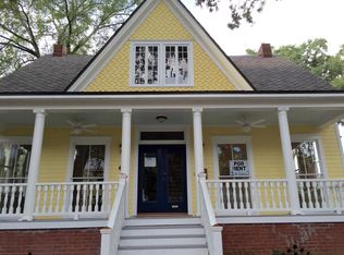 205 W 41st St, Savannah, GA 31401