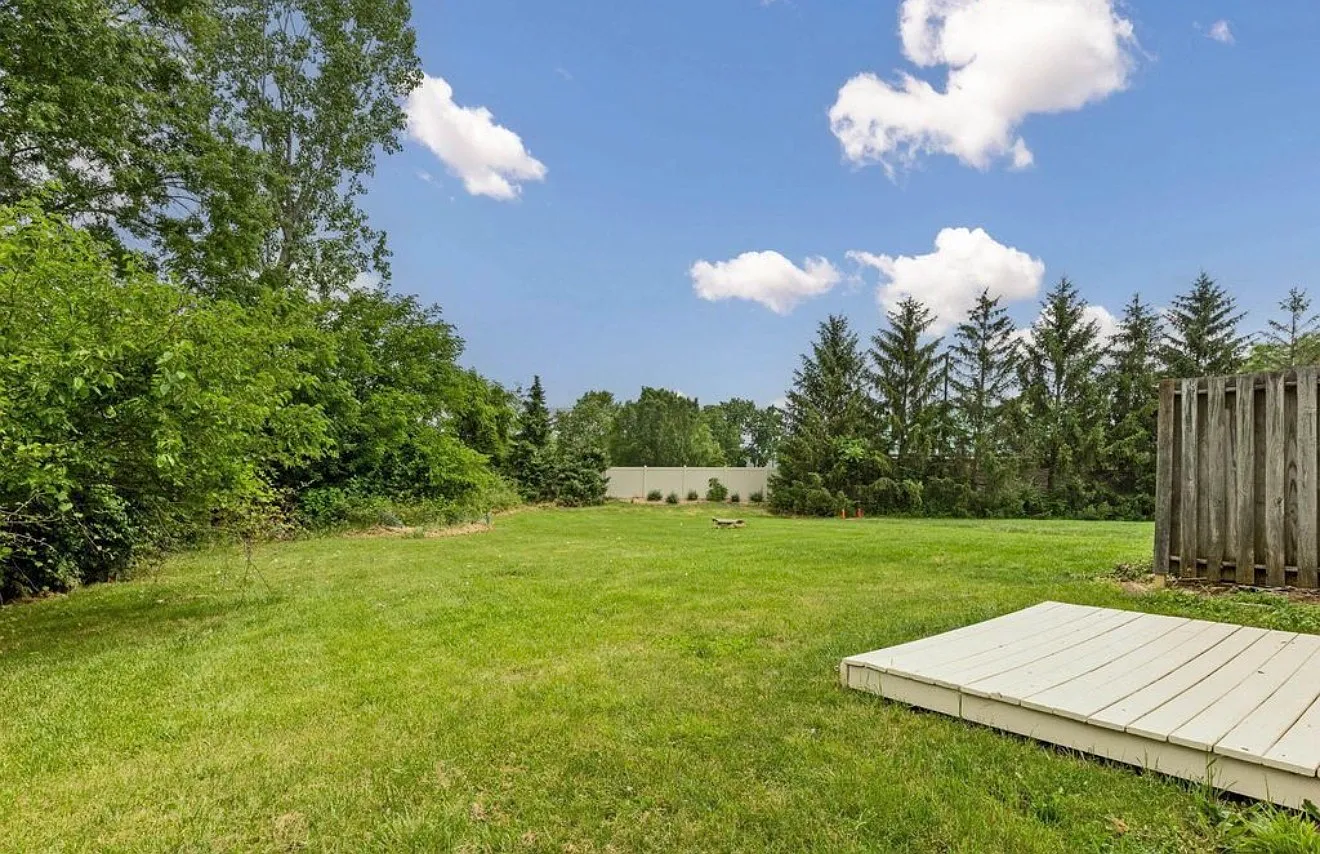 3 bed, 1.5 bath, 1500 sqft, $2,500 — Photo 4