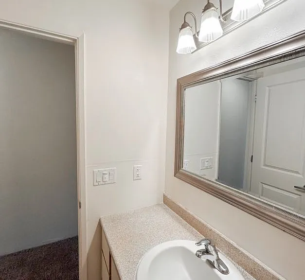 Stone Creek Apartments Beaverton — Photo 32