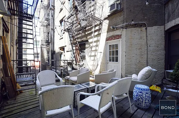 Rented by Bond New York | media 19