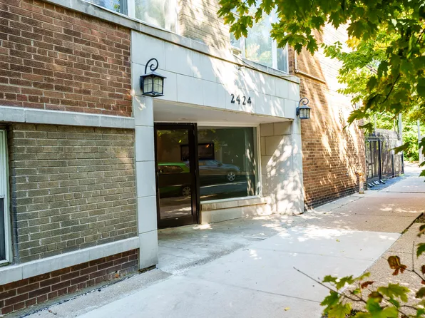 2424 W Estes Ave APT 1C, Chicago, IL 60645