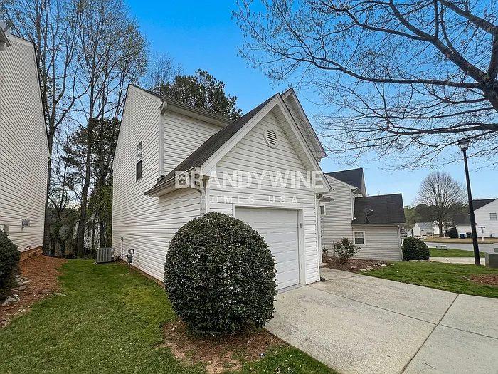 Building Photo - 252 Springbottom Ct