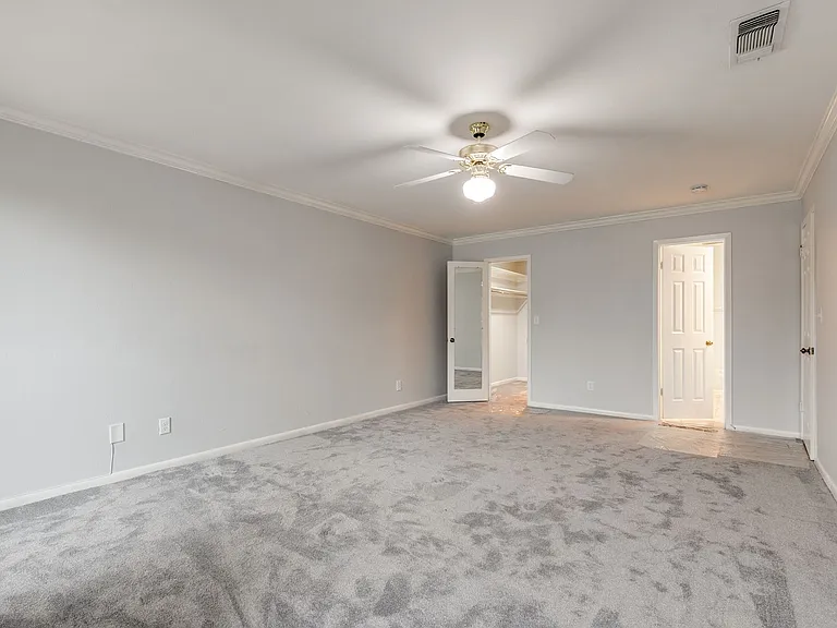 2611 Eisenhauer Rd #903 — Photo 14