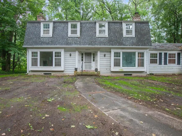 50657 Blackhawk Ct, Granger, IN 46530