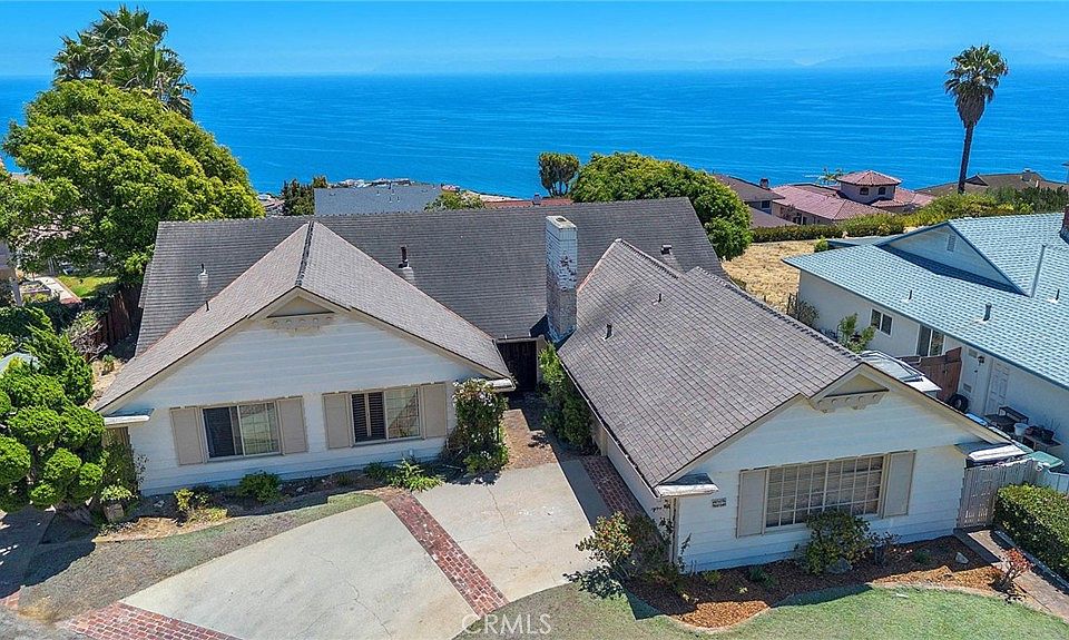 1st image of 31312 Eaglehaven Cir
