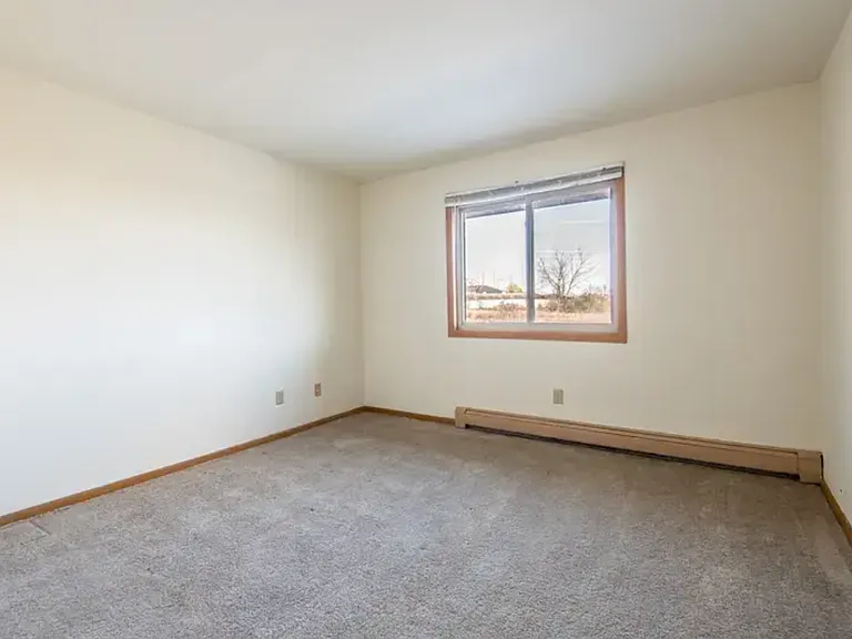 1350 Sunset Rd — Photo 6