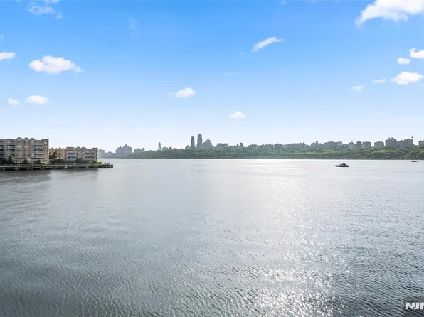 155 The Promenade, Edgewater, NJ 07020