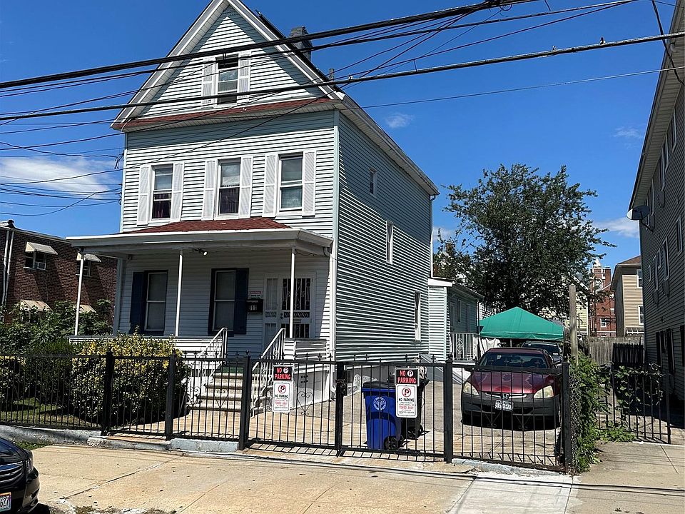 1st image of 811 E 219th Street