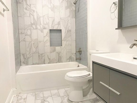 4th image of 1531 W Girard Ave APT 1R