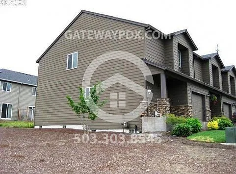 267 N Aspen St — Photo 2
