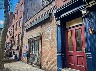31 Cornelia St APT 3RR, New York, NY 10014